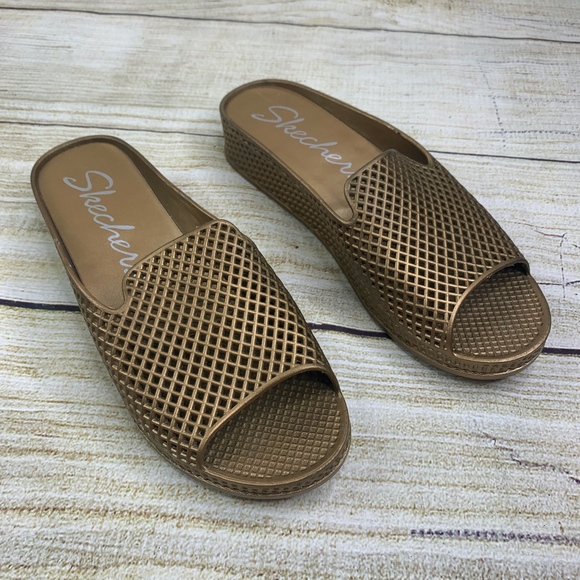 skechers plastic sandals